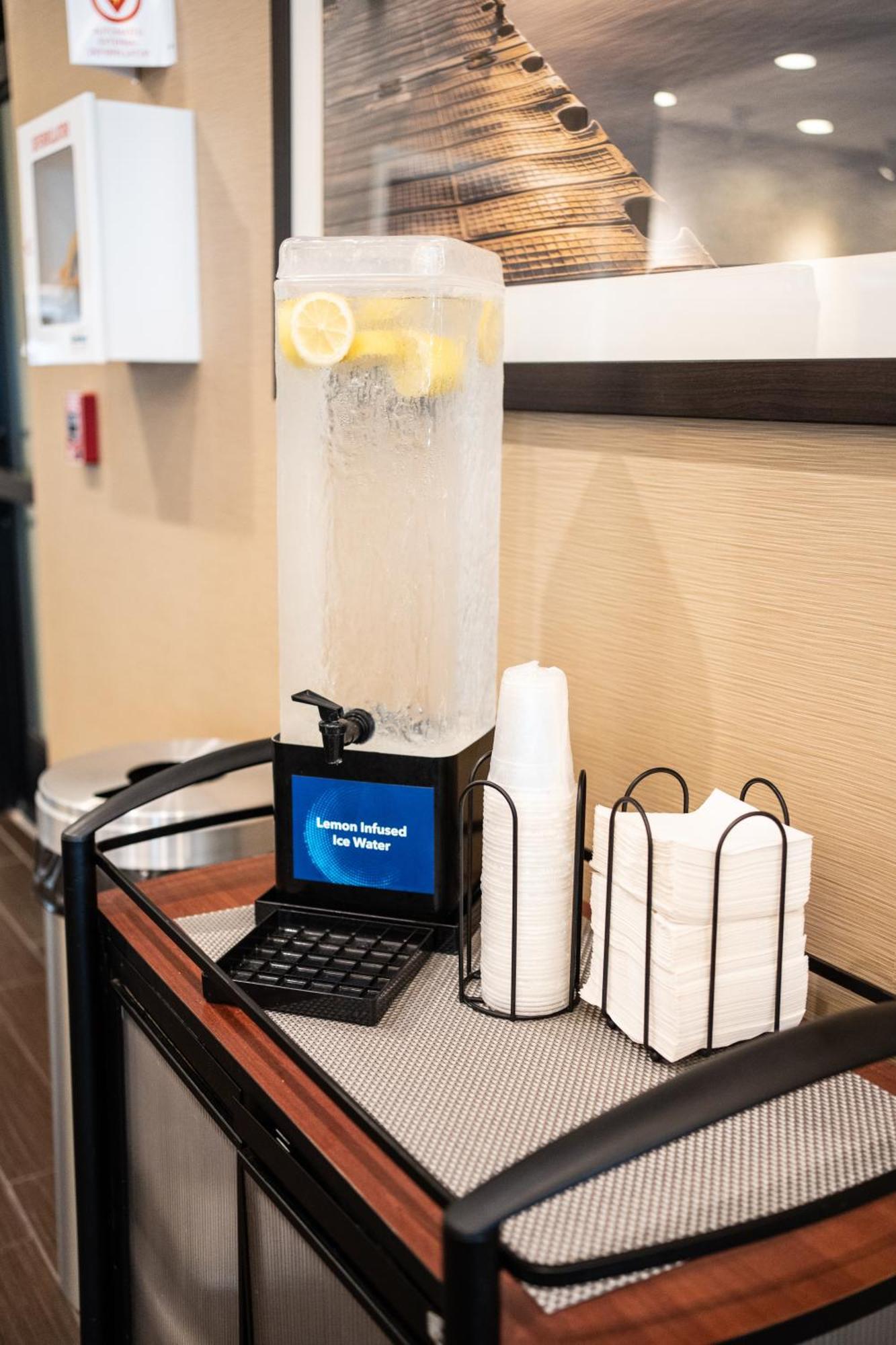 Comfort Suites University Brookings Ngoại thất bức ảnh