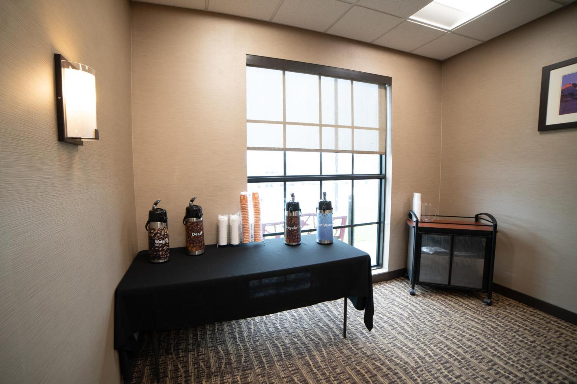 Comfort Suites University Brookings Ngoại thất bức ảnh
