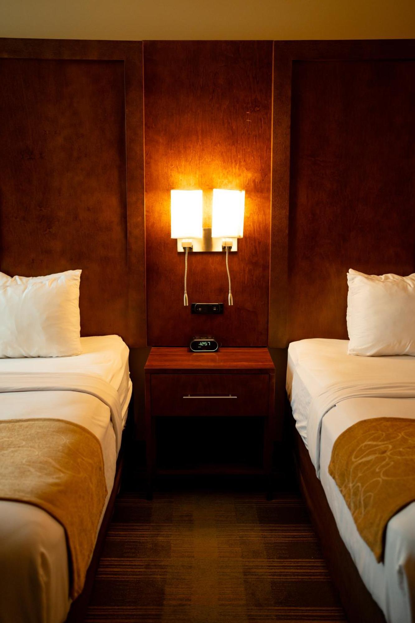 Comfort Suites University Brookings Ngoại thất bức ảnh