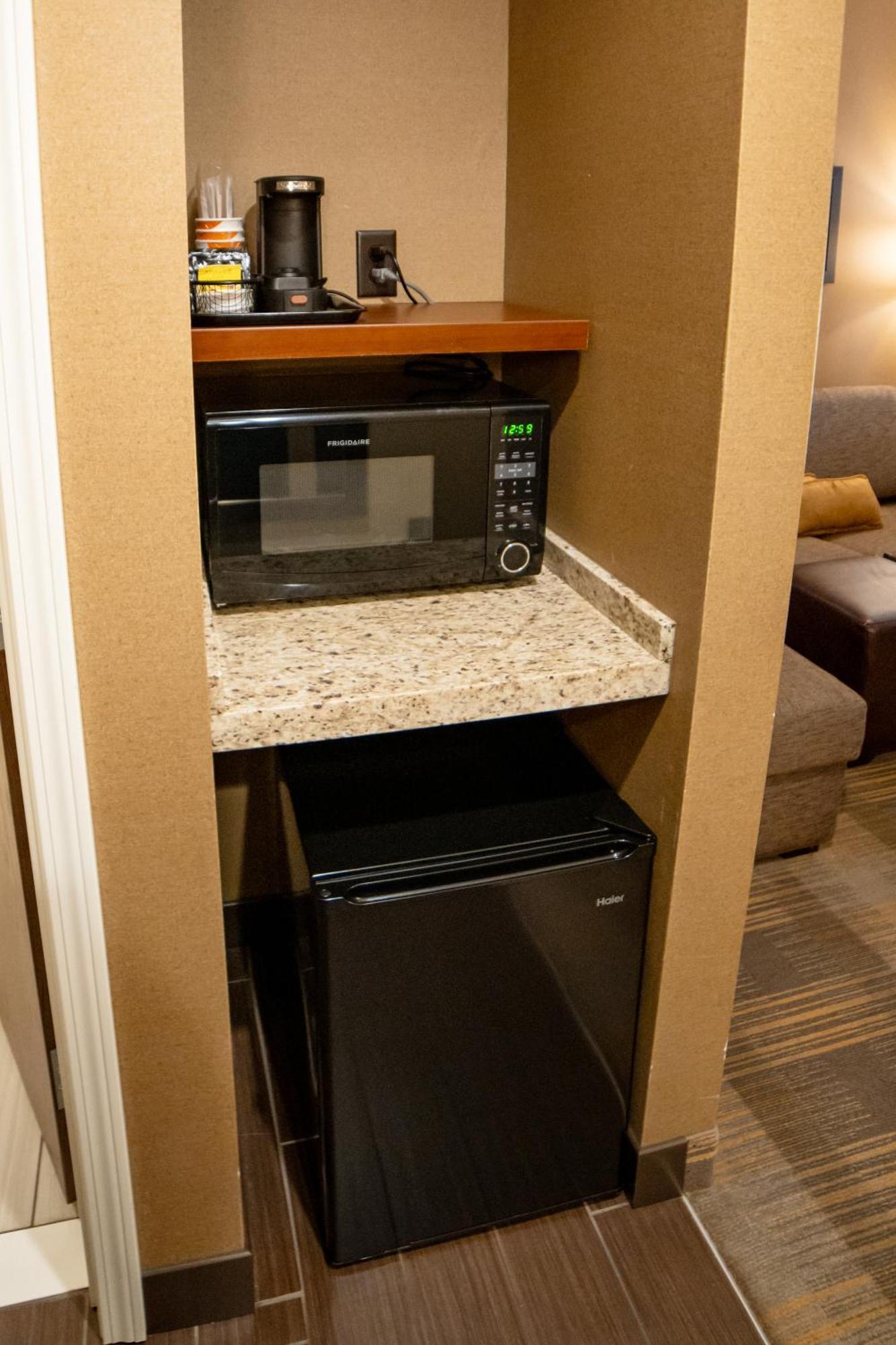 Comfort Suites University Brookings Ngoại thất bức ảnh