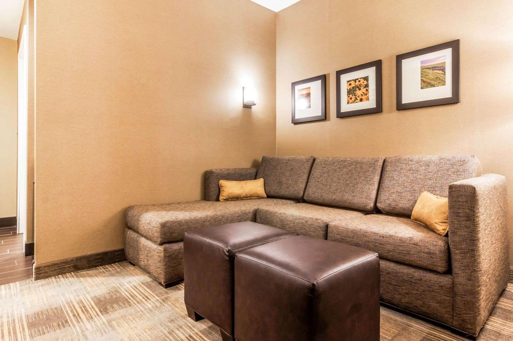 Comfort Suites University Brookings Ngoại thất bức ảnh